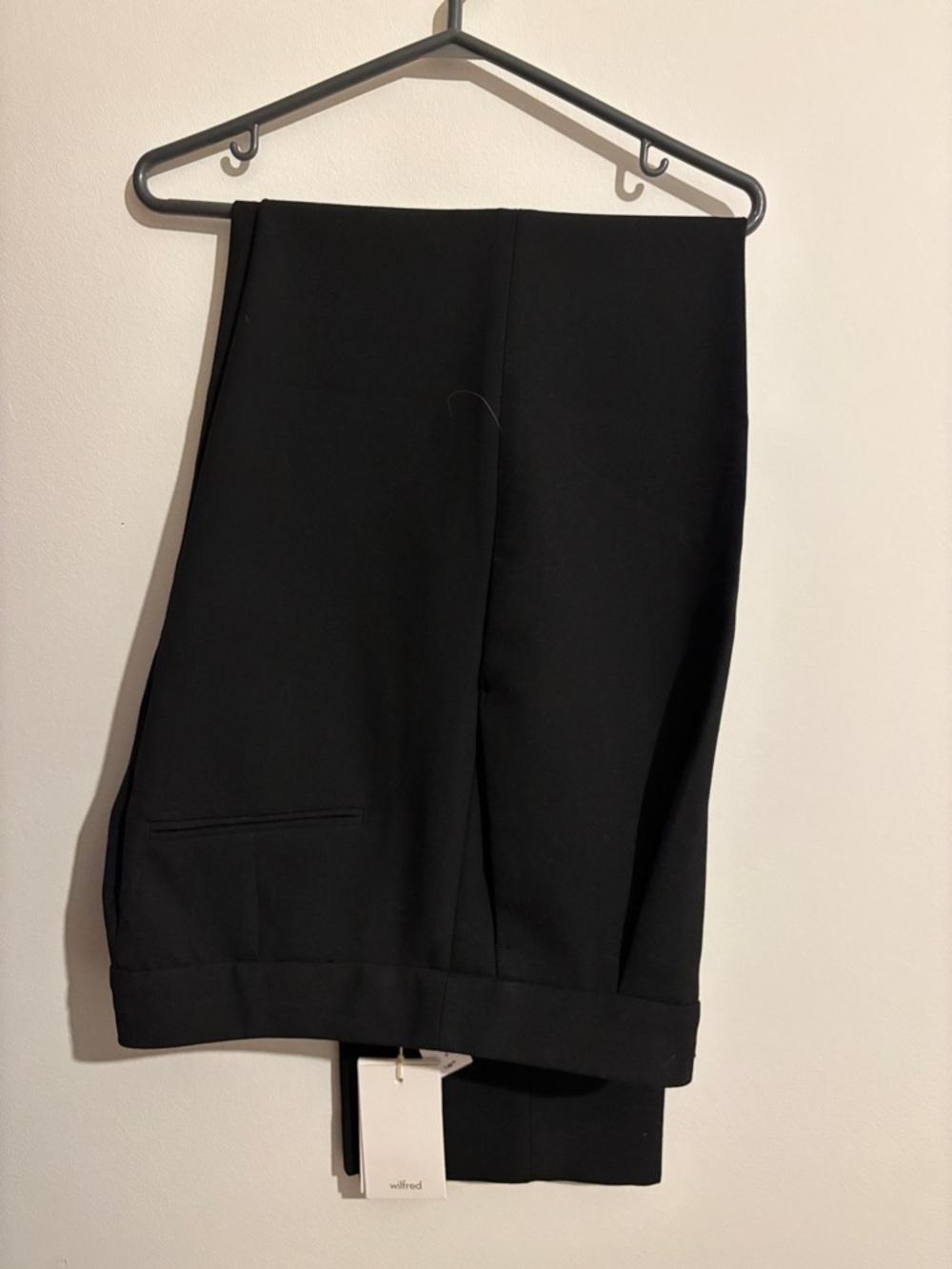 Wilfred Black Ibiza Straight Dress Pants